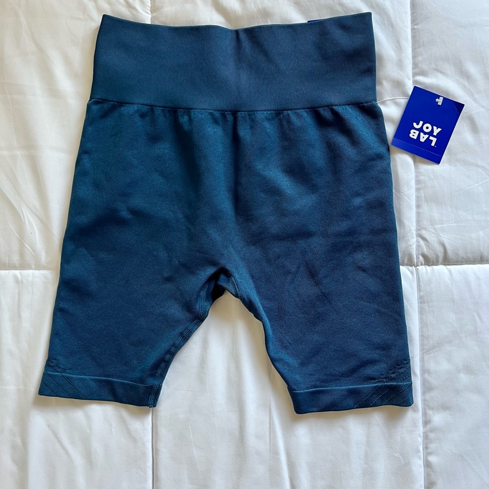 Never worn Joy Lab bike shorts